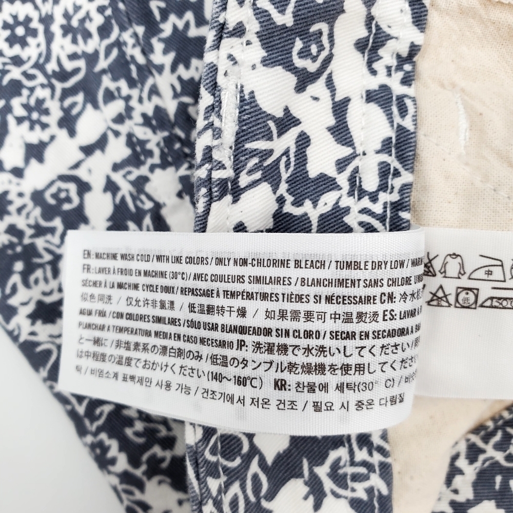 Abercrombie & Fitch Gray Floral Twill Shorts - Picture 8 of 8